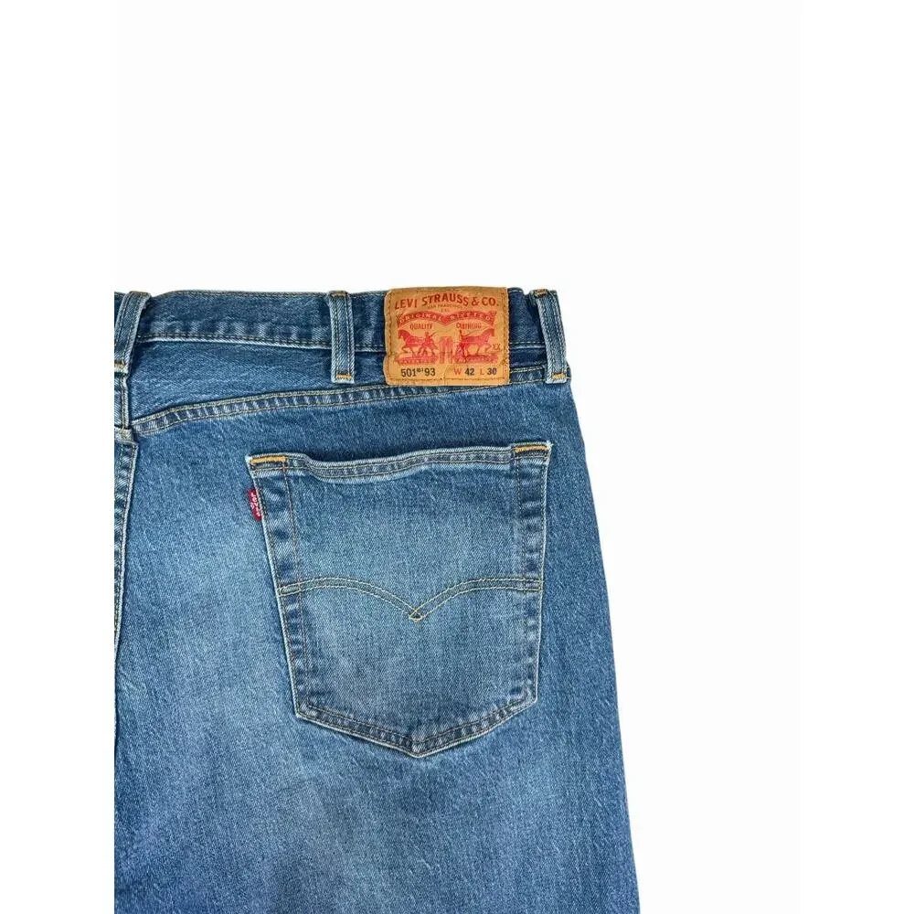 Levi’s 501 Men’s Button Fly Jeans W42 L31 Straight Leg Medium Wash Distressed
